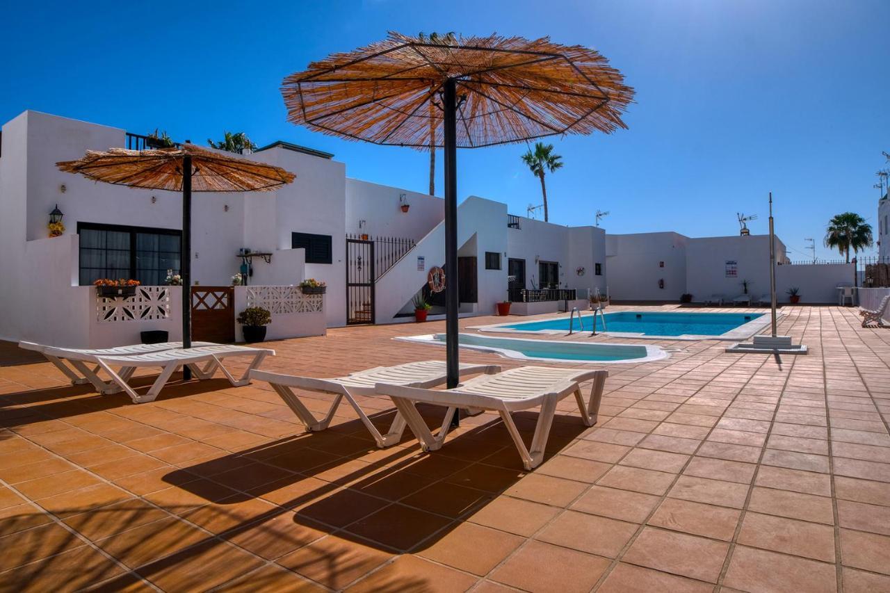 Sea Waves Lanzarote 500M From Playa Grande Big Terrace And Pool Villa Puerto del Carmen  Eksteriør bilde